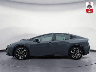 Toyota Prius 2.0 Plug-in Hybrid Executive Aut. 223PS| AB € 43.950,-