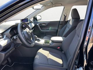 Toyota RAV4 2,5 Hybrid Active Drive CVT 218PS | ab 43.490,-