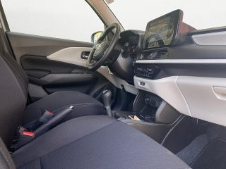 Suzuki Swift 1,2 Hybrid clear | LED | Navi