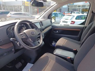 Toyota Proace Crosscamp Lite