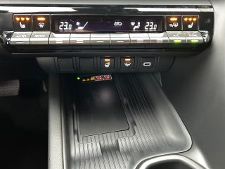 Toyota C-HR 2,0 PHEV Active Drive CVT 223PS | ab 40.690,-