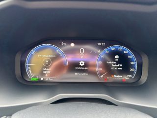 Toyota RAV4 2,5 Hybrid Style AWD CVT 222PS | ab 50.290,-