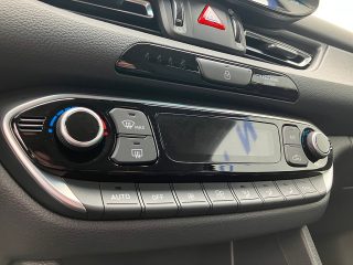 Hyundai i30 1,0 T-GDi Level 3 Plus | Navi | Kamera | Klimaautomatik