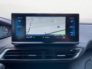 Peugeot 3008 1,2 PureTech 130 Allure | LED | Navi | Keyless