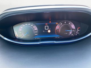 Peugeot 3008 1,2 PureTech 130 Allure | LED | Navi | Keyless