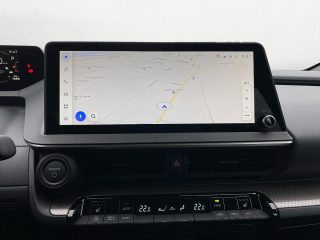 Toyota Prius 2,0 PHEV Executive CVT 223PS | Navi | Kam