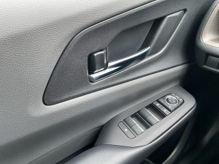 Toyota Prius 2,0 PHEV Executive CVT 223PS | Navi | Kam