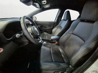 Toyota Yaris 1,5 Hybrid Lounge CVT 130PS| LED | Navi | Kamera