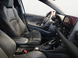 Toyota Yaris 1,5 Hybrid Lounge CVT 130PS| LED | Navi | Kamera