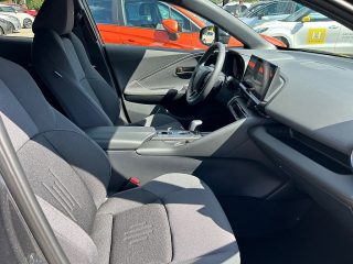 Toyota C-HR 1,8 Hybrid Active Drive CVT 140PS | LED | Navi