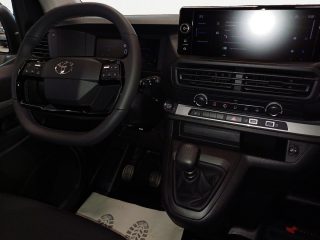 Toyota Pro Ace Doppelkabine 2,0 D-4D 145 L2 Select