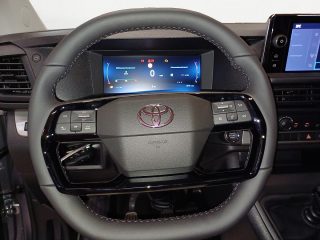 Toyota Pro Ace Doppelkabine 2,0 D-4D 145 L2 Select