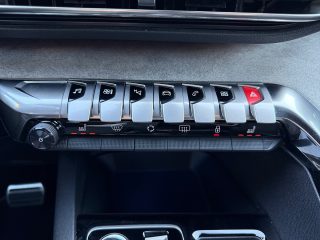 Peugeot 5008 PureTech 130 GT *Black Pack* Aut. | 7-SITZER