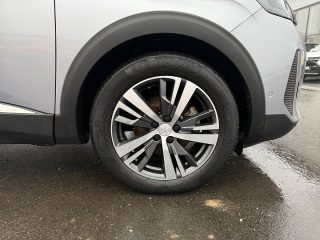 Peugeot 5008 PureTech 130 Allure Pack | Navi | Kamera | 7-SITZER