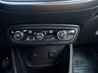 Opel Crossland X 1,2 Turbo Innovation  | LED | Kamera | Sitzhzg
