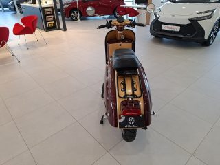 Royal Alloy JPS 350 on road