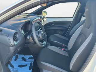 Toyota Aygo X 1,0 Play | FISKAL UMBAU