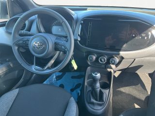 Toyota Aygo X 1,0 Play | FISKAL UMBAU
