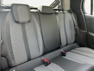 Peugeot 208 PureTech 100 Allure | LED | Kamera | Sitzhzg