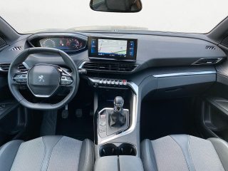 Peugeot 3008 1,2 PureTech 130 Allure | LED | Navi | Keyless