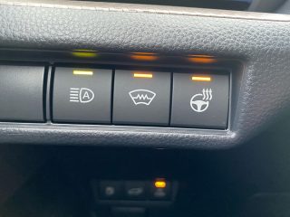 Toyota Prius 2,0 PHEV Executive CVT 223PS | Navi | Kam