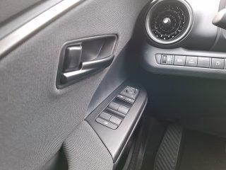 Toyota C-HR 2,0 Plug-In Hybrid 223PS E-CVT Active Drive