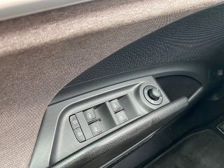 Skoda Enyaq iV 60 Aut. | Navi | HUD | Wärmepumpe