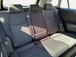 Toyota RAV4 2,5 Hybrid Active Drive CVT 218PS