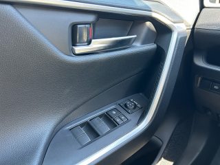 Toyota RAV4 2,5 Hybrid Active Drive CVT 218PS