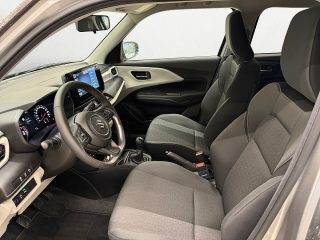 Suzuki Swift 1,2 Hybrid Shine | LED | Navi