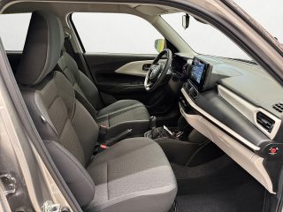 Suzuki Swift 1,2 Hybrid Shine | LED | Navi