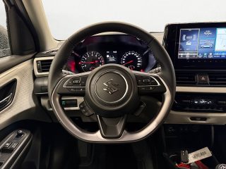 Suzuki Swift 1,2 Hybrid Shine | LED | Navi