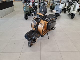 Royal Alloy JPS 350 on road