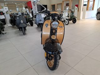 Royal Alloy JPS 350 on road