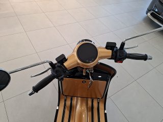 Royal Alloy JPS 350 on road