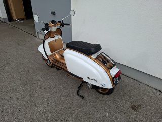 Royal Alloy JPS 350 on road