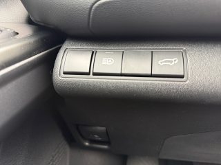 Toyota C-HR + Elektro 77kWh Teamplayer 2WD | 600km Reichweite | ab 40.550,-