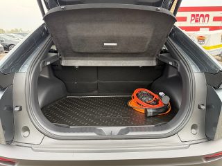 Toyota C-HR + Elektro 77kWh Teamplayer 2WD | 600km Reichweite | ab 40.550,-