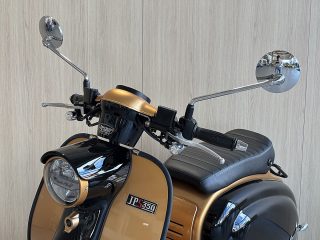 Royal Alloy JPS 350 on road