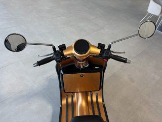 Royal Alloy JPS 350 on road