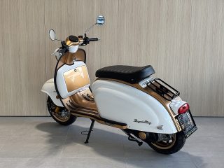 Royal Alloy JPS 125 On Road
