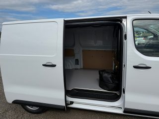 Toyota Pro Ace Electric 75kW L1 Meister