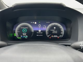 Toyota C-HR 2,0 PHEV Active Drive CVT 223PS | LED | Navi