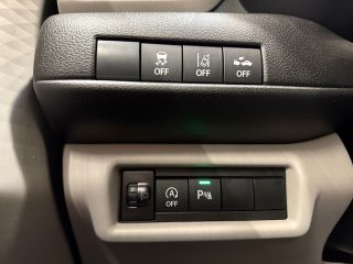 Suzuki Swift 1,2 Hybrid Shine | LED | Navi