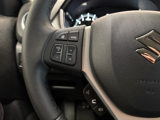 Suzuki Vitara 1,4 DITC Hybrid shine | LED | Sitzheizung | NAVI