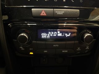Suzuki Vitara 1,4 DITC Hybrid shine | LED | Sitzheizung | NAVI