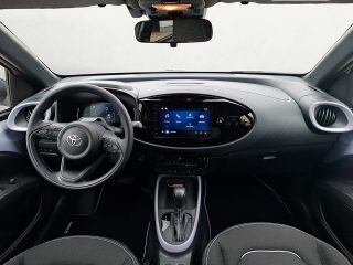 Toyota Aygo X 1,5 Hybrid 116PS Teamplayer mit Technikpaket und Faltdach