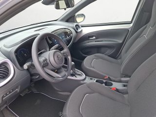 Toyota Aygo X 1,5 Hybrid 116PS Teamplayer mit Technikpaket und Faltdach