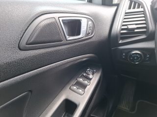 Ford EcoSport 1,0 EcoBoost Titanium Aut. mit Anhängevorrichtung