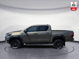 Toyota Hilux Double Cab Invincible 4WD 2,8 MHEV |bei 2-Sitzer Variante 60.800,-